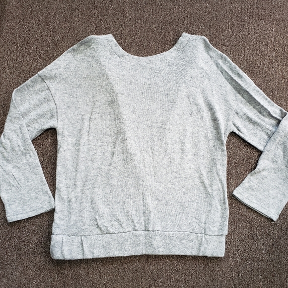 Criss Cross Pullover Sweater - Picture 4 of 4